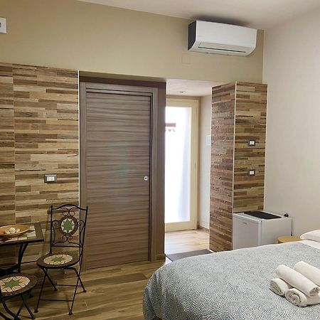 Annette Rooms Bari Luaran gambar